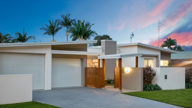 This new listing in Bateau Bay is the most clicked on property in New South Wales.