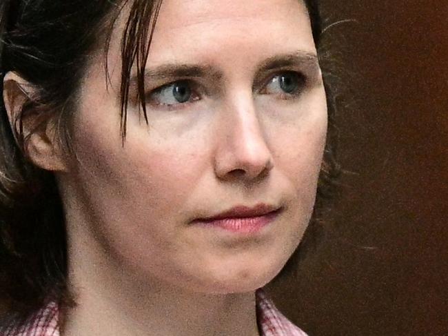 US Amanda Knox arrives at the courthouse in Florence, on June 5, 2024 before a hearing in a slander case, related to her jailing and later acquittal for the murder of her British roommate in 2007. The American was only 20 when she and her Italian then-boyfriend were arrested for the brutal killing of 21-year-old fellow student Meredith Kercher at the girls' shared home in Perugia. The murder began a long legal saga where Knox was found guilty, acquitted, found guilty again and finally cleared of all charges in 2015. (Photo by Tiziana FABI / AFP)