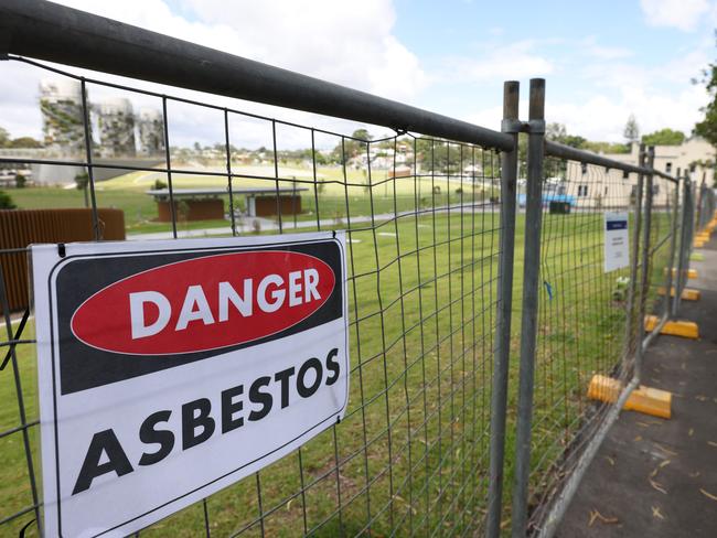 Signage on fences around a closed Sydney's Rozelle Parklands. Picture: NCA NewsWire / Damian Shaw