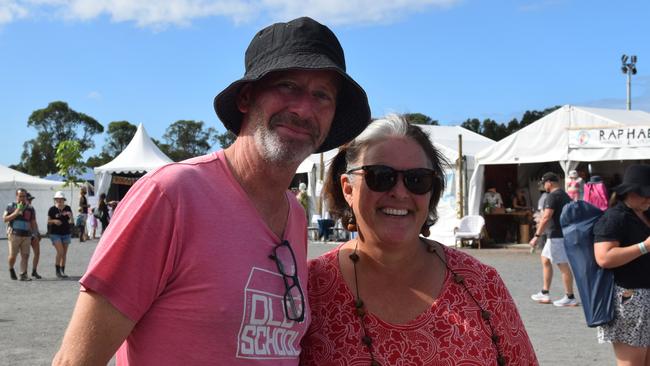 Rafael and Jenny from Sydney say Anthony Albanese is a pretty good guy. Picture: Nicholas Rupolo.