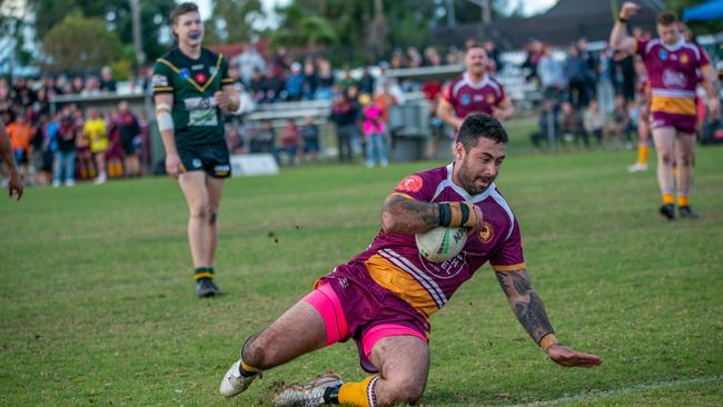 James Ralphs scoring the try after stepping several defenders in the last Shellharbour derby. Picture: Thomas Lisson