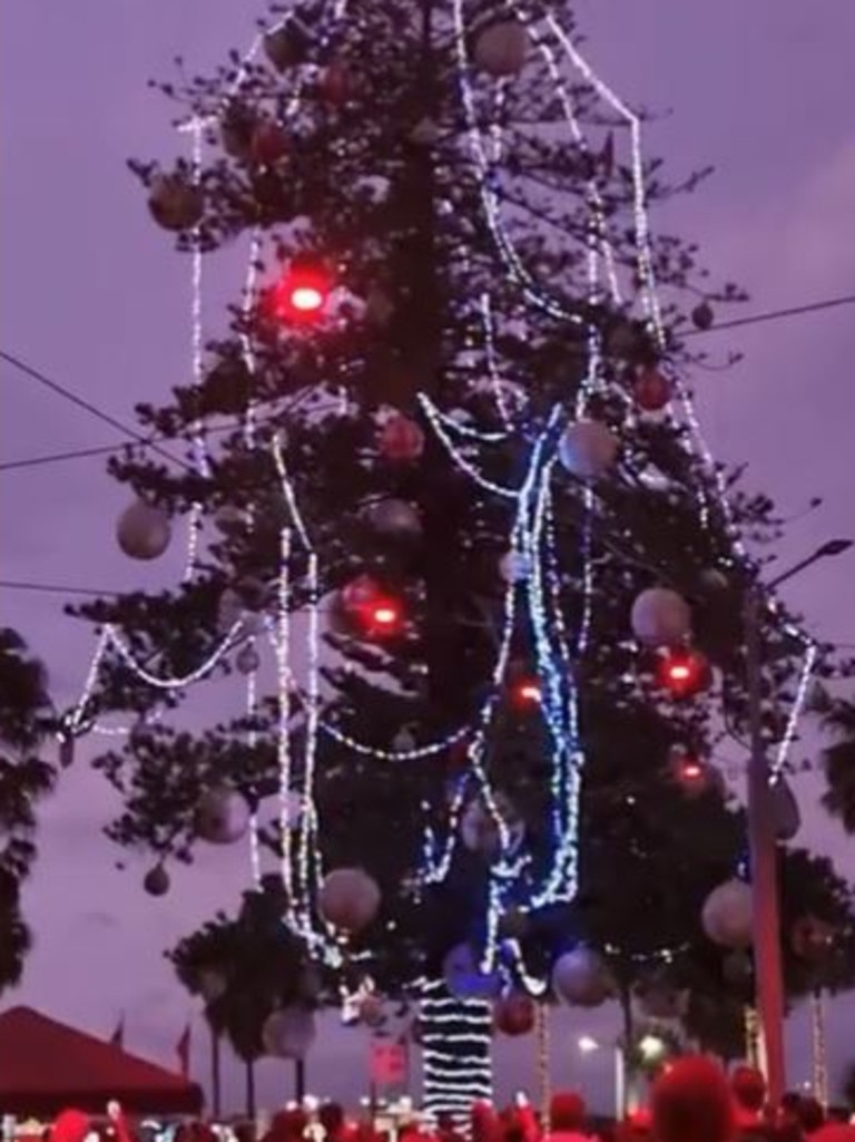 Port Macquarie Hastings Council’s ‘epic fail’ Christmas tree goes viral