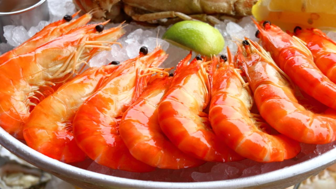 christmas-food-prawn-prices-ahead-of-christmas-news-au