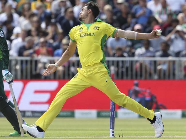 Mitchell Starc is bowling full and fast at the World Cup. Picture: AP Photo/Rui Vieira