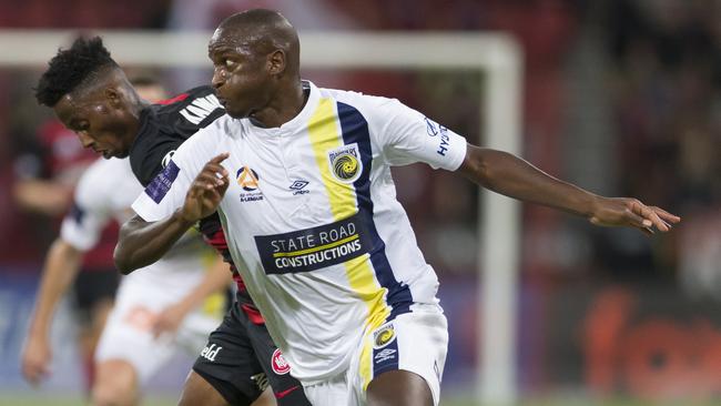 Mariners defender Kalifa Cisse won’t be recalled against Melbourne City. Picture: AAP 