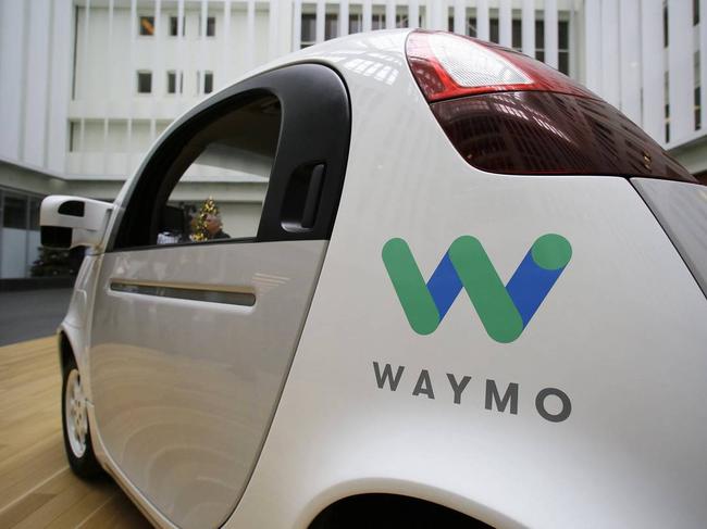 Alphabet Inc.’s self-driving car project, Waymo, logged 635,868 miles on California roads between Dec. 1, 2015 and Nov. 30, 2016, according a recent report filed with the state’s Department of Motor Vehicles. PHOTO: ERIC RISBERG/ASSOCIATED PRESS