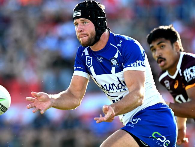 Matt Burton struggled to take control of the game. Picture: Bradley Kanaris/Getty Images