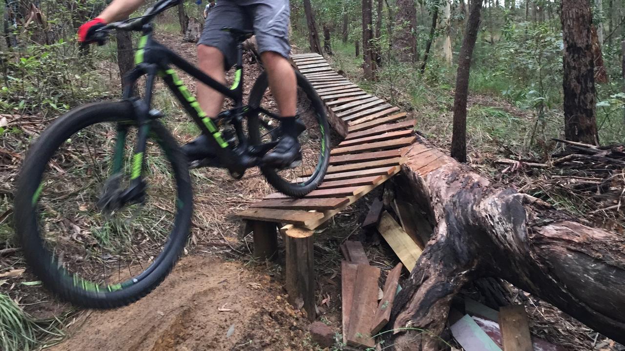 Sugar bag mountain bike clearance trails