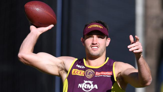 Corey Oates will begin contract talks with NRL clubs this week. Picture: AAP Image/Darren England