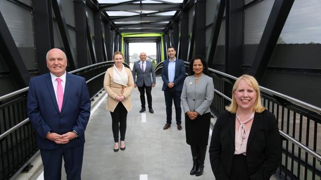 David Elliot MP (far left) and Hills Shire councillors Reena Jethi, Elizabeth Russo, Frank De Masi, Samuel Uno and mayor Michelle Byrne on the new Greenway Bridge.