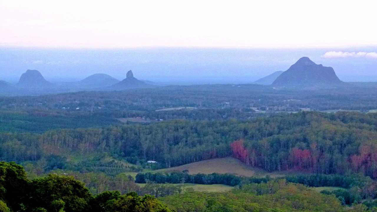 Noosa Landcare looks at rocks and geology | The Courier Mail