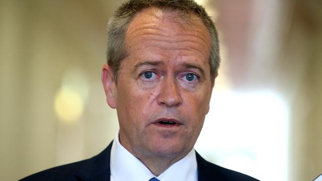 Opposition Leader Bill Shorten called Mr Dastyari and urged him to resign