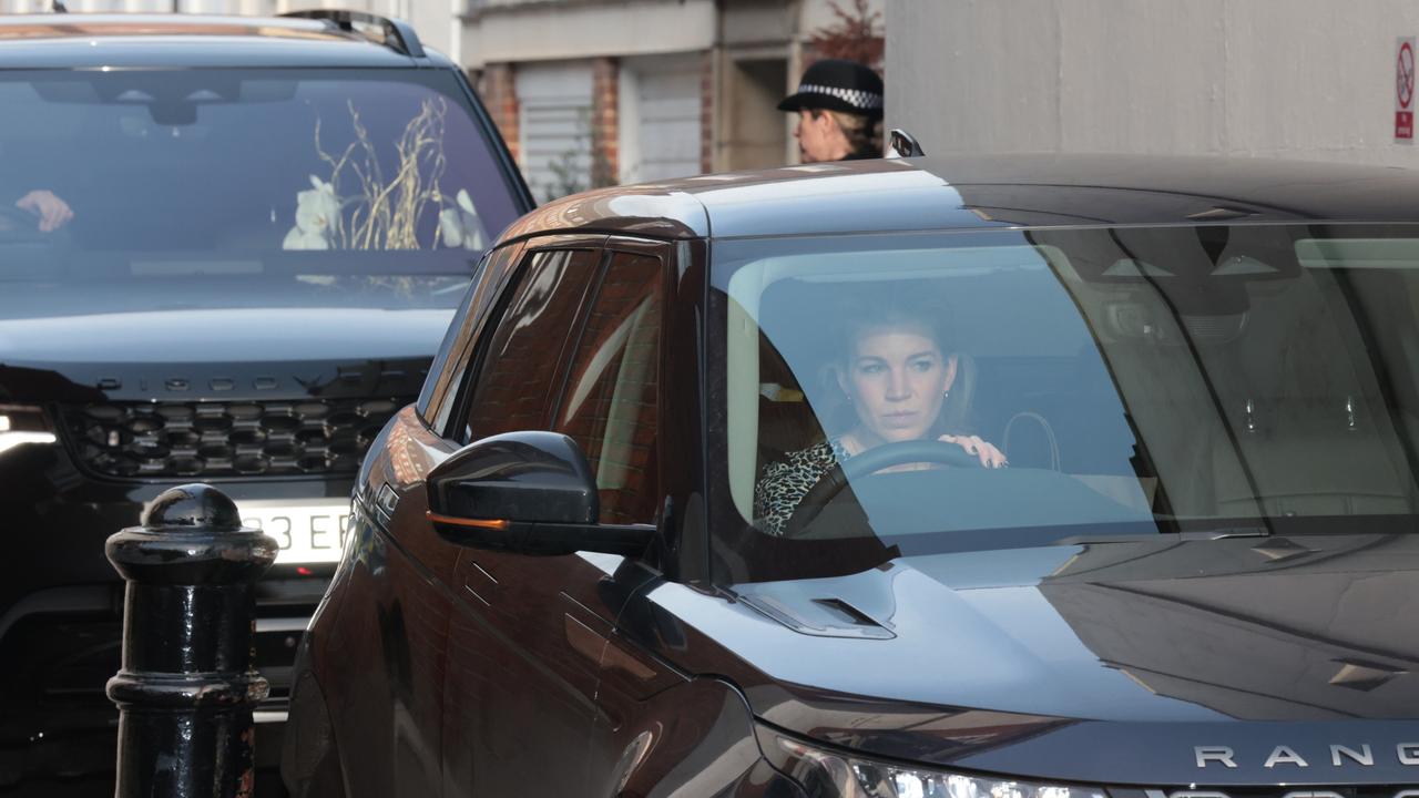 The Princess of Wales’ personal assistant. Natasha Archer is pictured leaving The Clinic, with another car seen following with flowers visible on the front seat. Picture: Ben Cawthra/Sipa USA/AAP