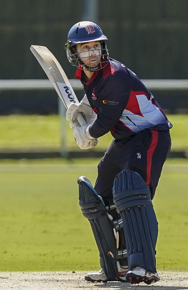 Brett Forsyth will lead a new-look Dandenong team into 2021-22. Picture: Valeriu Campan