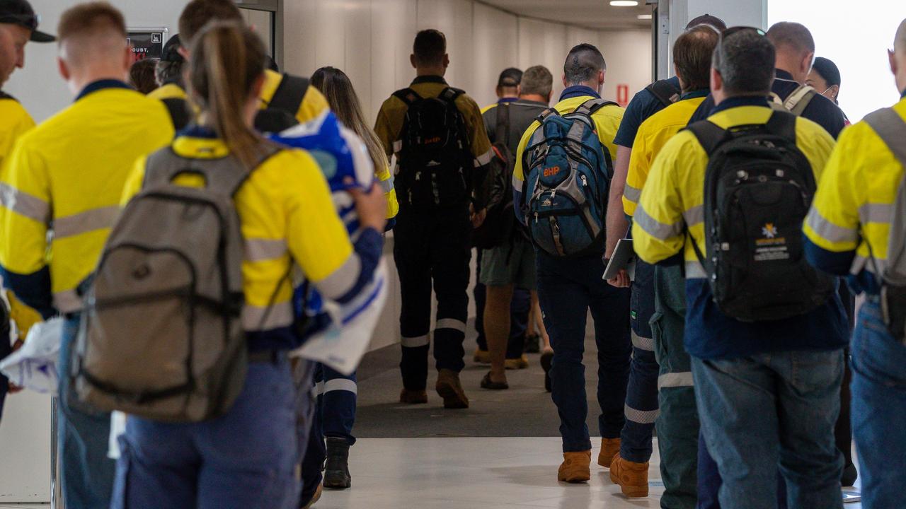 FIFO worker’s drunken act in Qantas lounge