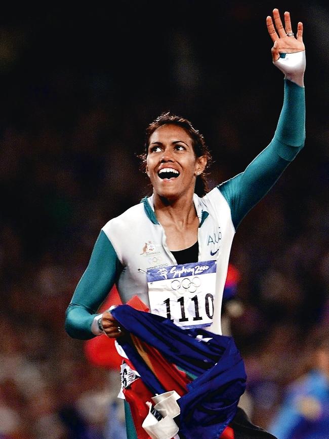 Cathy Freeman celebrating her gold.