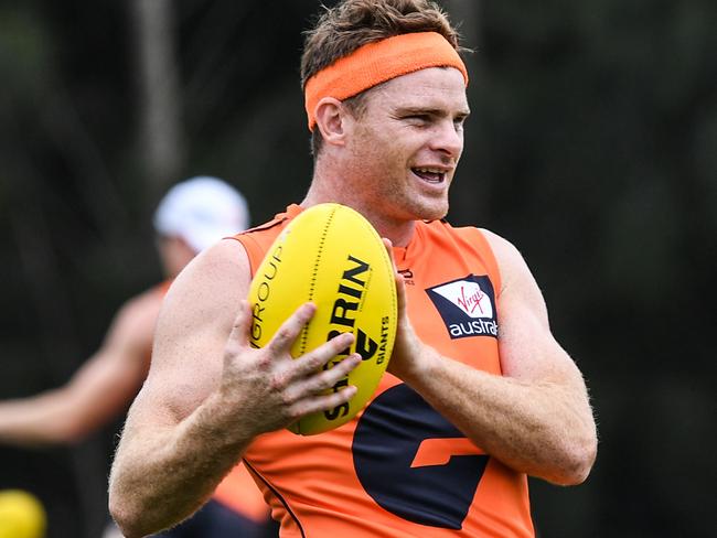 GWS player Heath Shaw catches the ball during a GWS Giants training session in Sydney, Monday, March 5, 2018. (AAP Image/Brendan Esposito) NO ARCHIVING