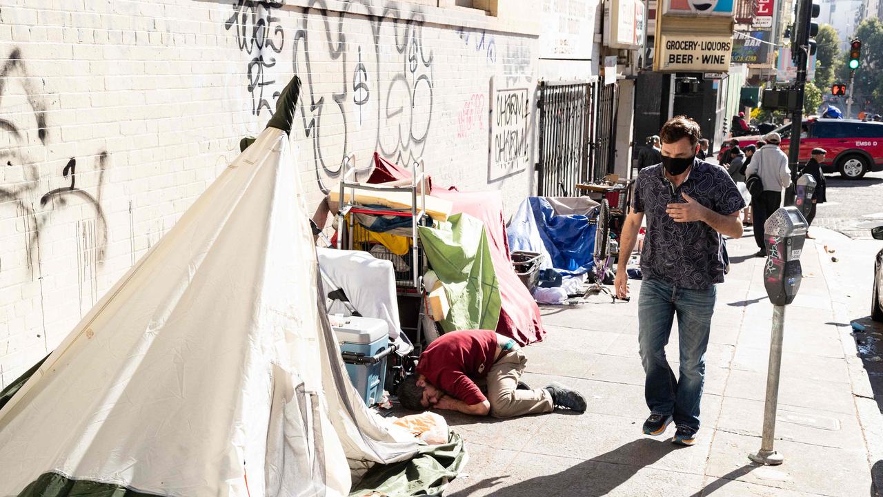 People and their belongings are seen on Jones Street in San Francisco, on November 13, 2023. Picture: Jason Henry / AFP