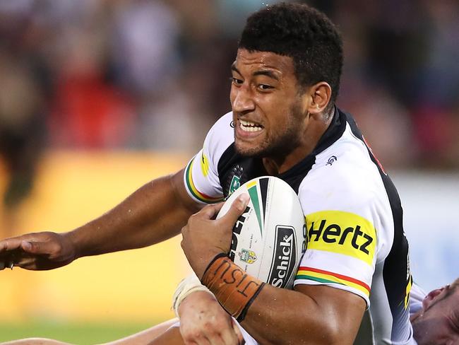 SYDNEY, AUSTRALIA - MARCH 17:  Viliame Kikau of the Panthers is tackled during the round two NRL match between the Penrith Panthers and the South Sydney Rabbitohs at Penrith Stadium on March 17, 2018 in Sydney, Australia.  (Photo by Mark Kolbe/Getty Images)