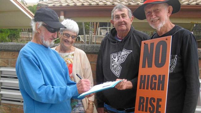 SIGN UP: Alan Kirk, Jeanette Duke, Leone Suter and Ron Cooper discussing the Kingscliff heights petition. Picture: Contributed