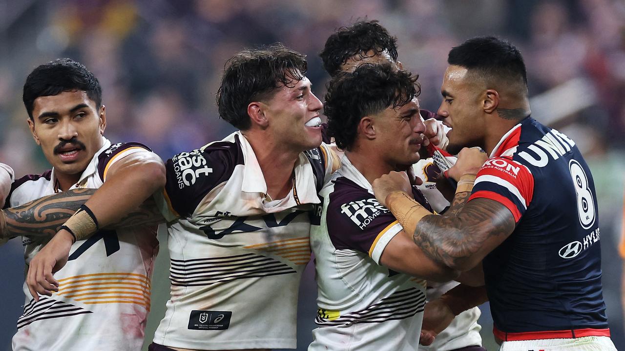 The Broncos and Leniu were getting heated on field. Photo: Ezra Shaw/Getty Images/AFP