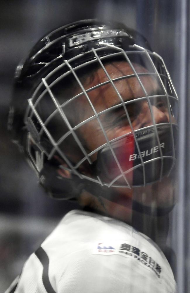 Justin Bieber crushed against boards during NHL All-Star Celebrity Game, NHL