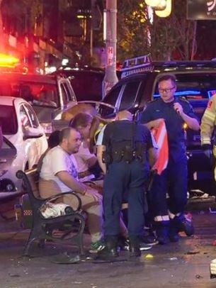 Paramedics described the scene as "chaotic". Photo 7News