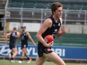 Former Carlton forward stars for Mt Eliza