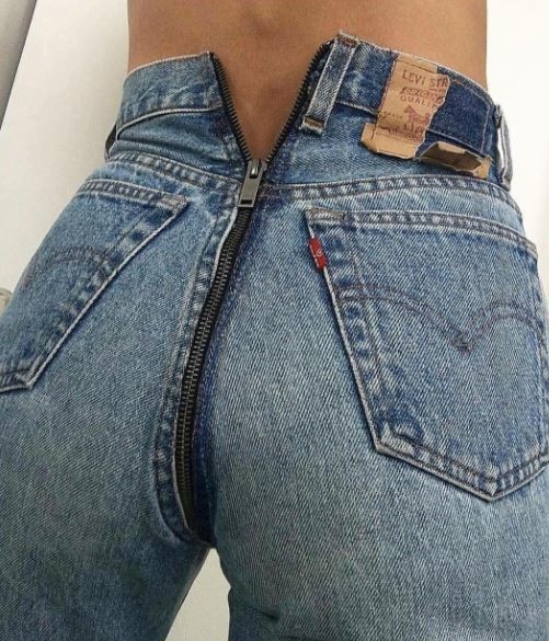 Vetements x cheap levis zipper jeans