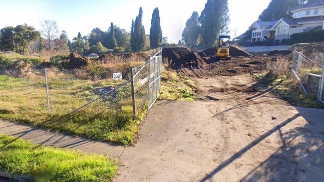 Karl Humphries and Adam Davis previously pleaded guilty to breaking into a building site on Links Rd in Burradoo to steal a 1.7 tonne excavator worth $32,000 on January 19, 2022. Picture: Google Maps