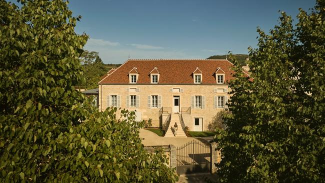 COMO Le Montrachet is a new small luxury hotel in Burgundy.