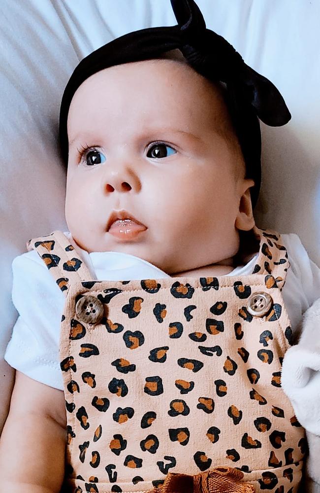 Zarleah Amythest Ivy Gilyeat was born on December 4, 2021, at Mackay Base Hospital, weighing 3860g and measuring 52cm. She is the first child for dad Talen Gilyeat, and fourth for mum Amelia-Jane Place, and sibling to Ally-Jay Place, Payje Schick and Jade Schick. Picture: Amelia-Jane DMBD21