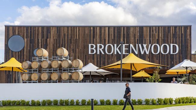 Exterior view of Brokenwood Wines in Pokolbin.