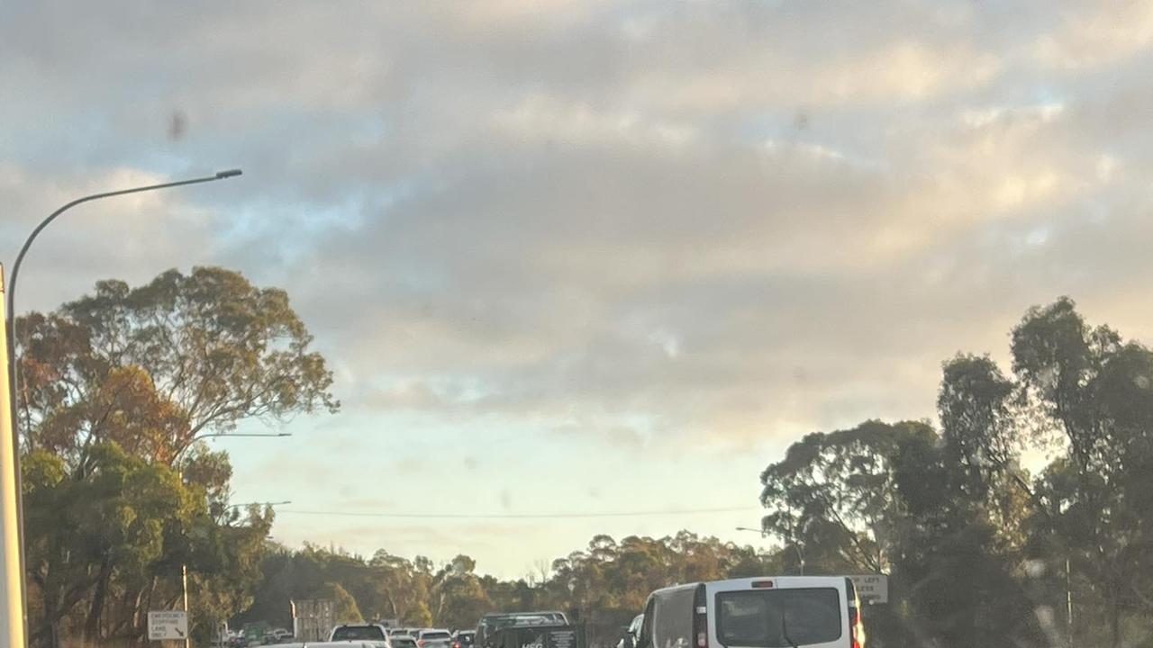 Major delays on freeway as emergency crews rush to truck fire
