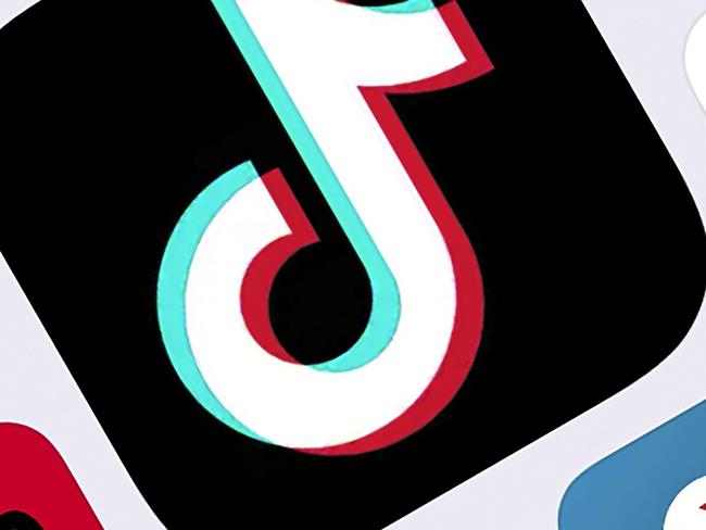 Calls are mounting on TIkTok to be banned in Australia.