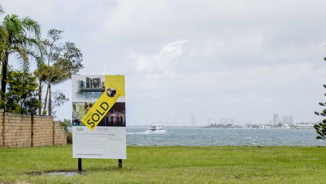 17 (left) and 15 King Arthurs Court, Sovereign Island. Picture: Jerad Williams