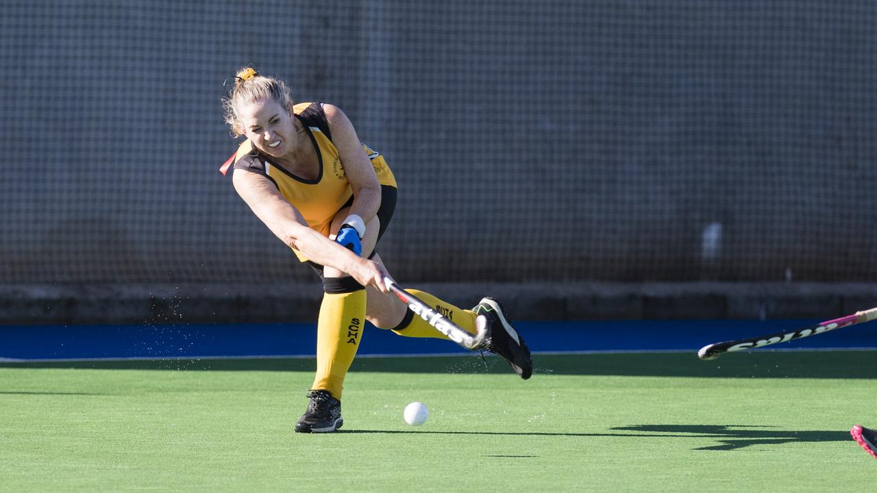 Natalie Bolton of Sunshine Coast 2 against Gladstone 1.