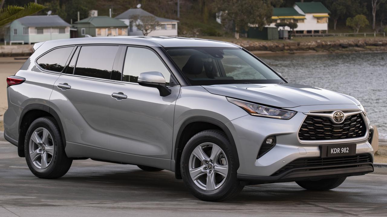 Toyota kluger 2021