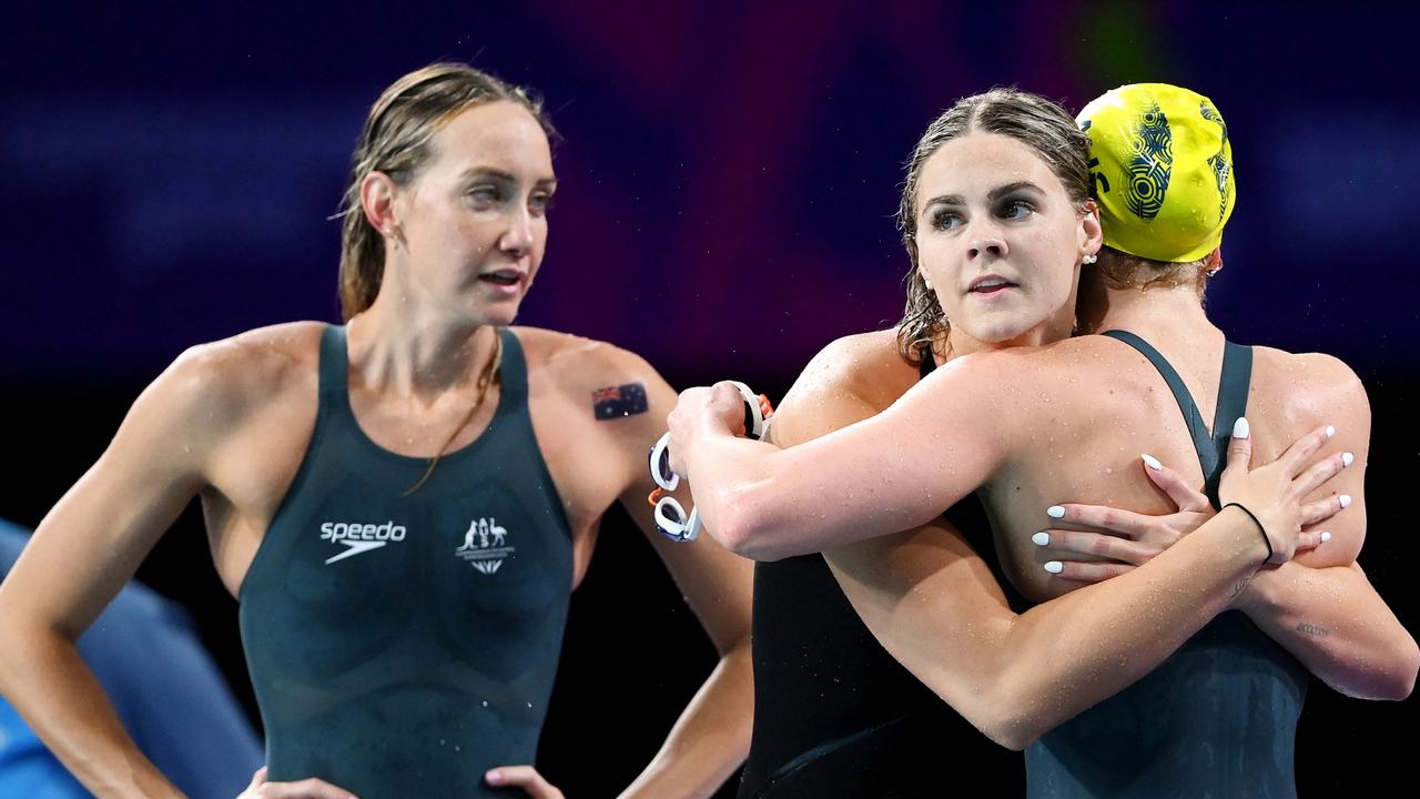 Madison Wilson, Shayna Jack and Mollie O'Callaghan of Team Australia celebrate winning gold