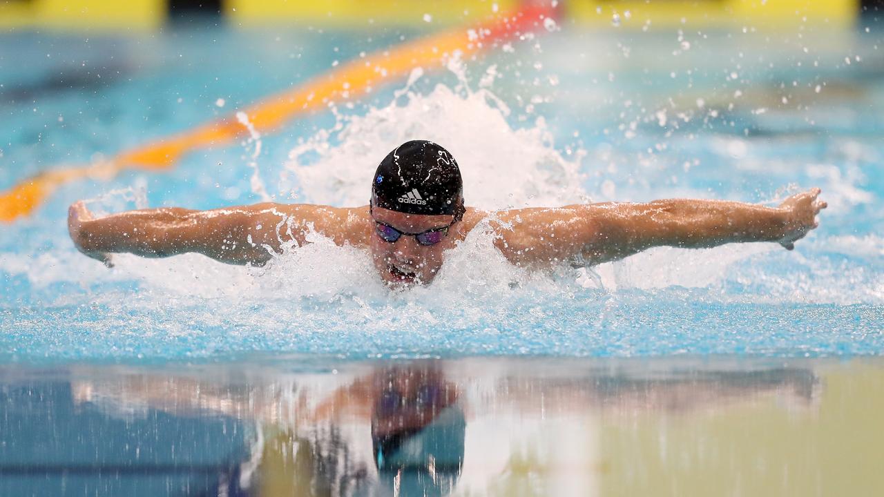 Kyle Chalmers wins the Mens 100 LC Metre Butterfly Final on day one of the Australian Swimming Championships at the South Australian Aquatic and Leisure Centre in Adelaide, Sunday, April 7, 2019. (AAP Image/James Elsby) NO ARCHIVING, EDITORIAL USE ONLY