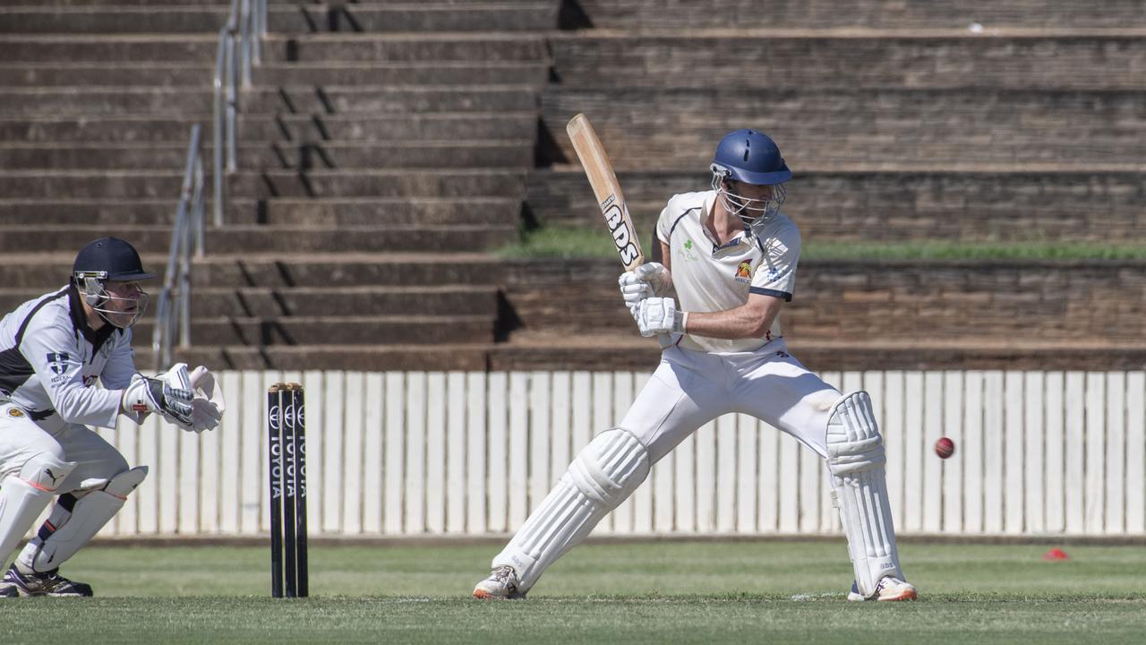 Kyle Tonkin bats for Met Easts.