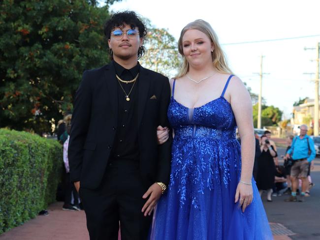 Gerry Houton and Chelsea Peterson at the 2023 Isis State High School formal. Image credit: Isis SHS.