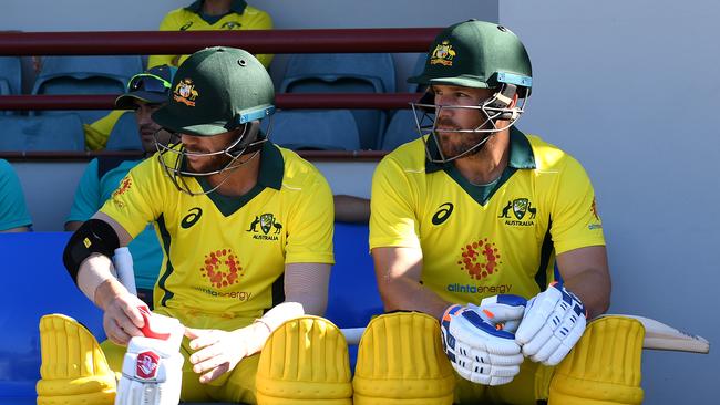 BRISBANE, AUSTRALIA - MAY 08: David Warner and Aaron Finch of Australia chat during the Cricket World Cup One Day Practice Match between Australia and New Zealand at Allan Border Field on May 08, 2019 in Brisbane, Australia. (Photo by Bradley Kanaris/Getty Images)