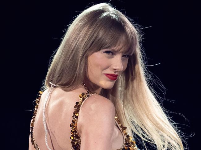 US singer-songwriter Taylor Swift performs onstage on the first night of her "Eras Tour" at AT&T Stadium on March 31, 2023, in Arlington, Texas. (Photo by SUZANNE CORDEIRO / AFP)