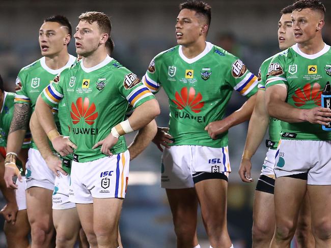 CANBERRA, AUSTRALIA - AUGUST 30: Raiders players look on during the round 16 NRL match between the Canberra Raiders and the Canterbury Bulldogs at GIO Stadium on August 30, 2020 in Canberra, Australia. (Photo by Jason McCawley/Getty Images)