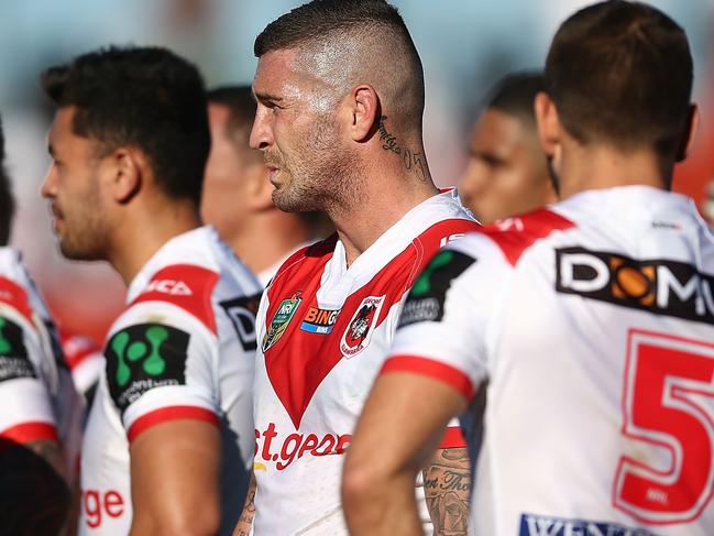 SYDNEY, AUSTRALIA - JUNE 25:  Dragons players look on after conceding a try during the round 16 NRL match between the St George Illawarra Dragons and the Newcastle Knights at UOW Jubilee Oval on June 25, 2017 in Sydney, Australia.  (Photo by Mark Metcalfe/Getty Images)