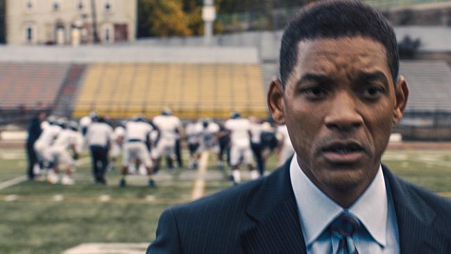 Will Smith as Dr. Bennet Omalu in Concussion.