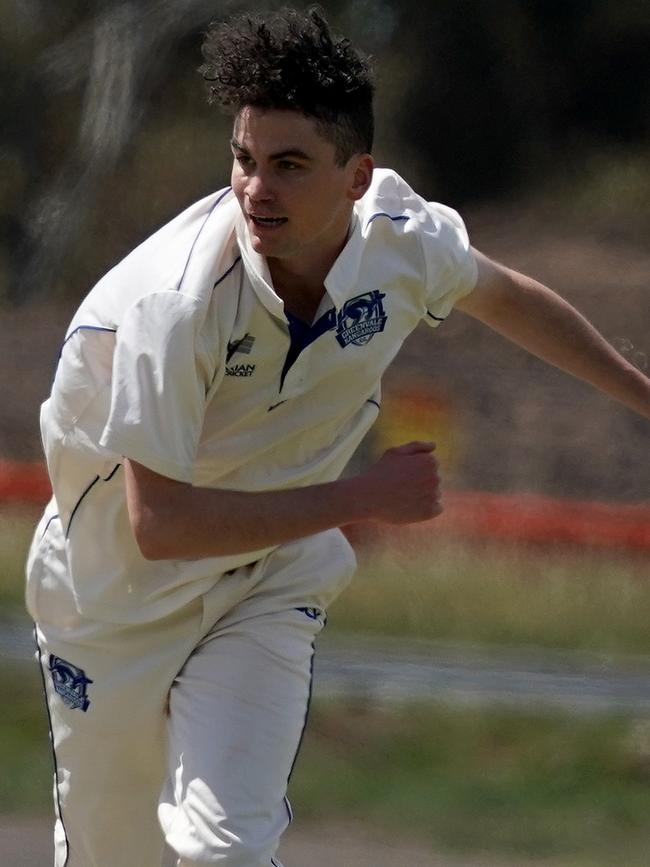 Sean McNicholl in action for Greenvale Kangaroos.