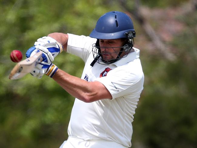 Chris Seisun of Bentleigh during the Cricket Southern Bayside match between Carnegie and Bentleigh played at Koornang Park Carnegie on Saturday 10th November, 2018.