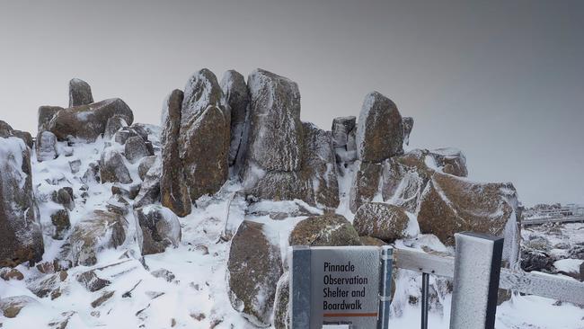 Gary Tew: Snow at The Pinnacle yesterday